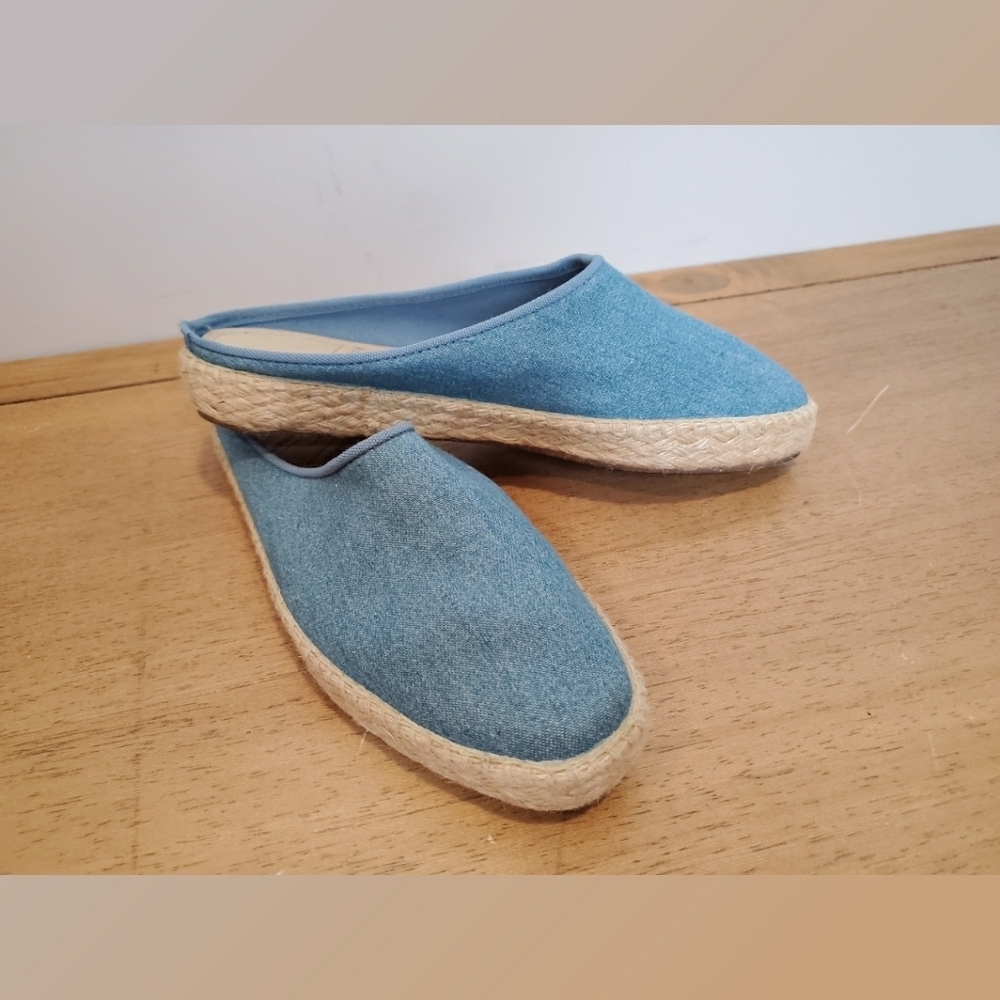Liz Claiborne Light Blue Slip-On Espadrille Mules